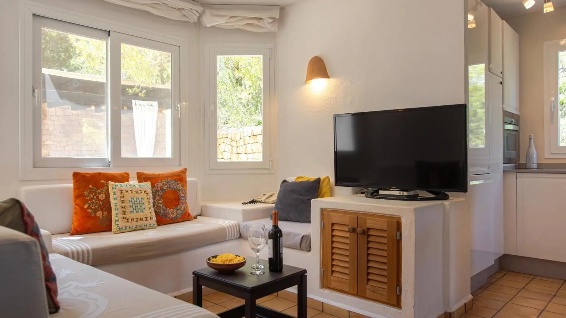 Sant Antoni de Portmany New! Villa Salada Sea Views 0*, Sant Antoni de Portmany ספרד