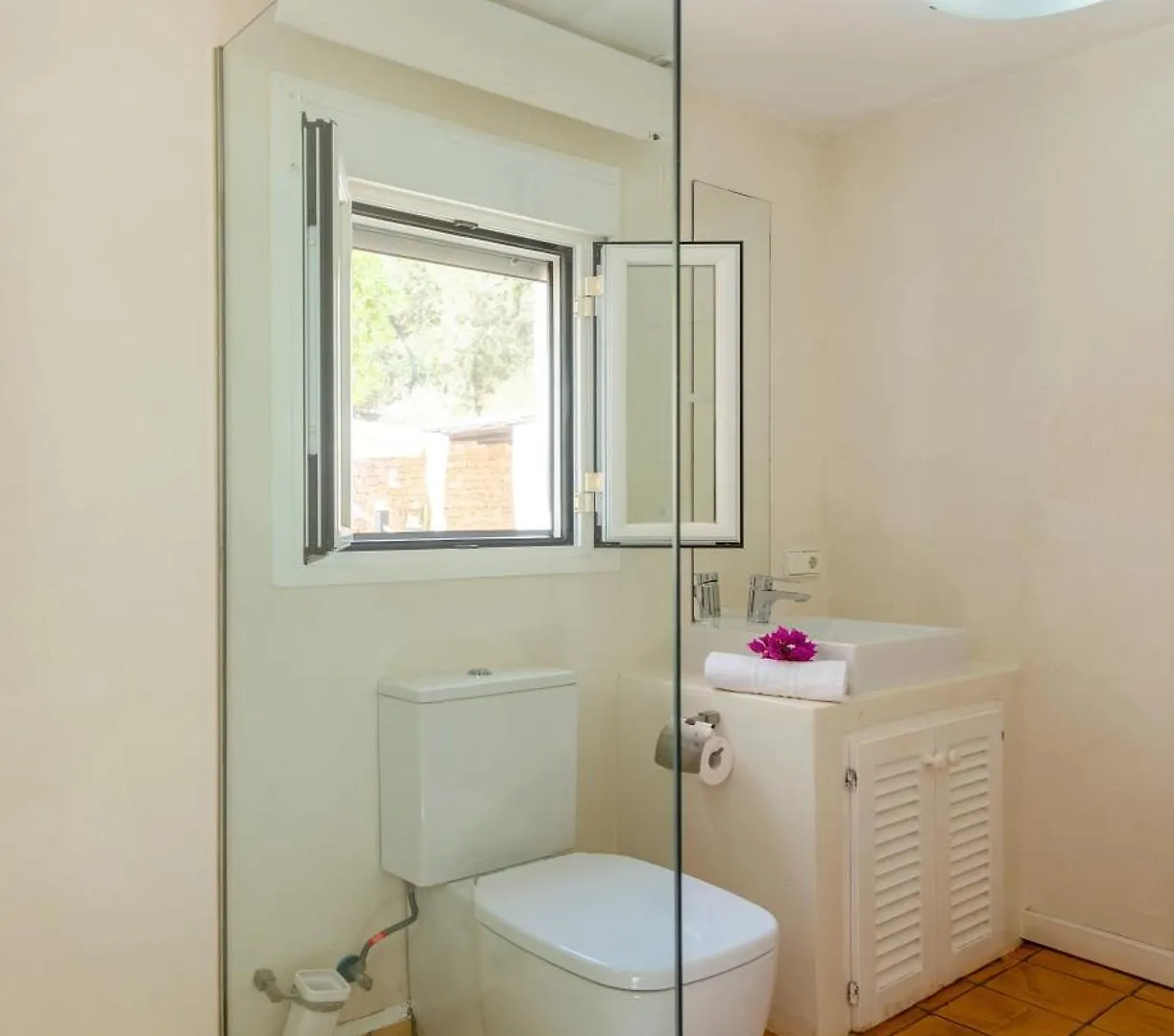 Sant Antoni de Portmany New! Villa Salada Sea Views ספרד